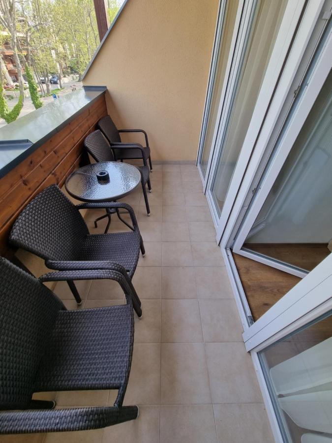 Adam Apartmanhaz Siófok Extérieur photo