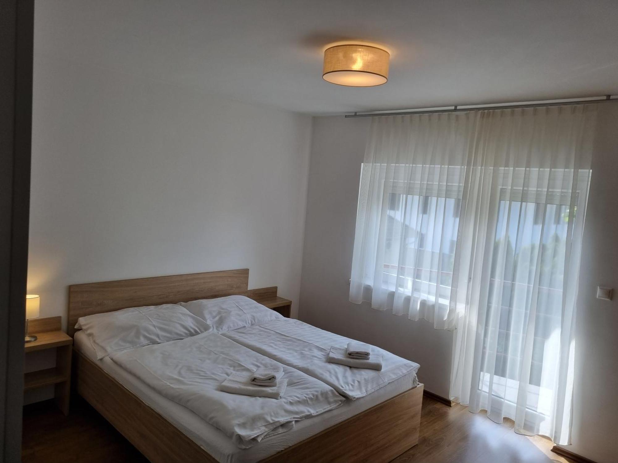 Adam Apartmanhaz Siófok Chambre photo