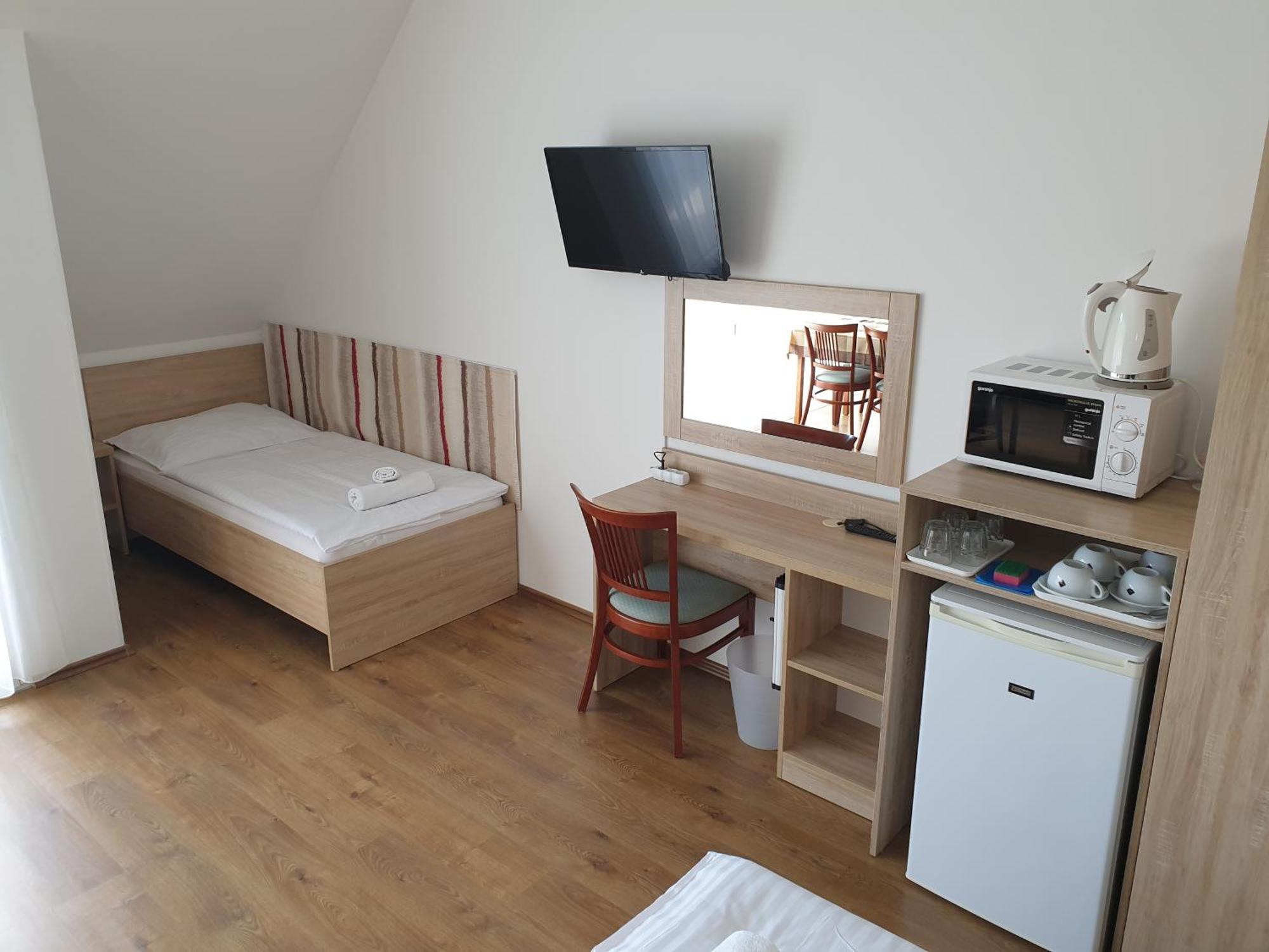 Adam Apartmanhaz Siófok Chambre photo